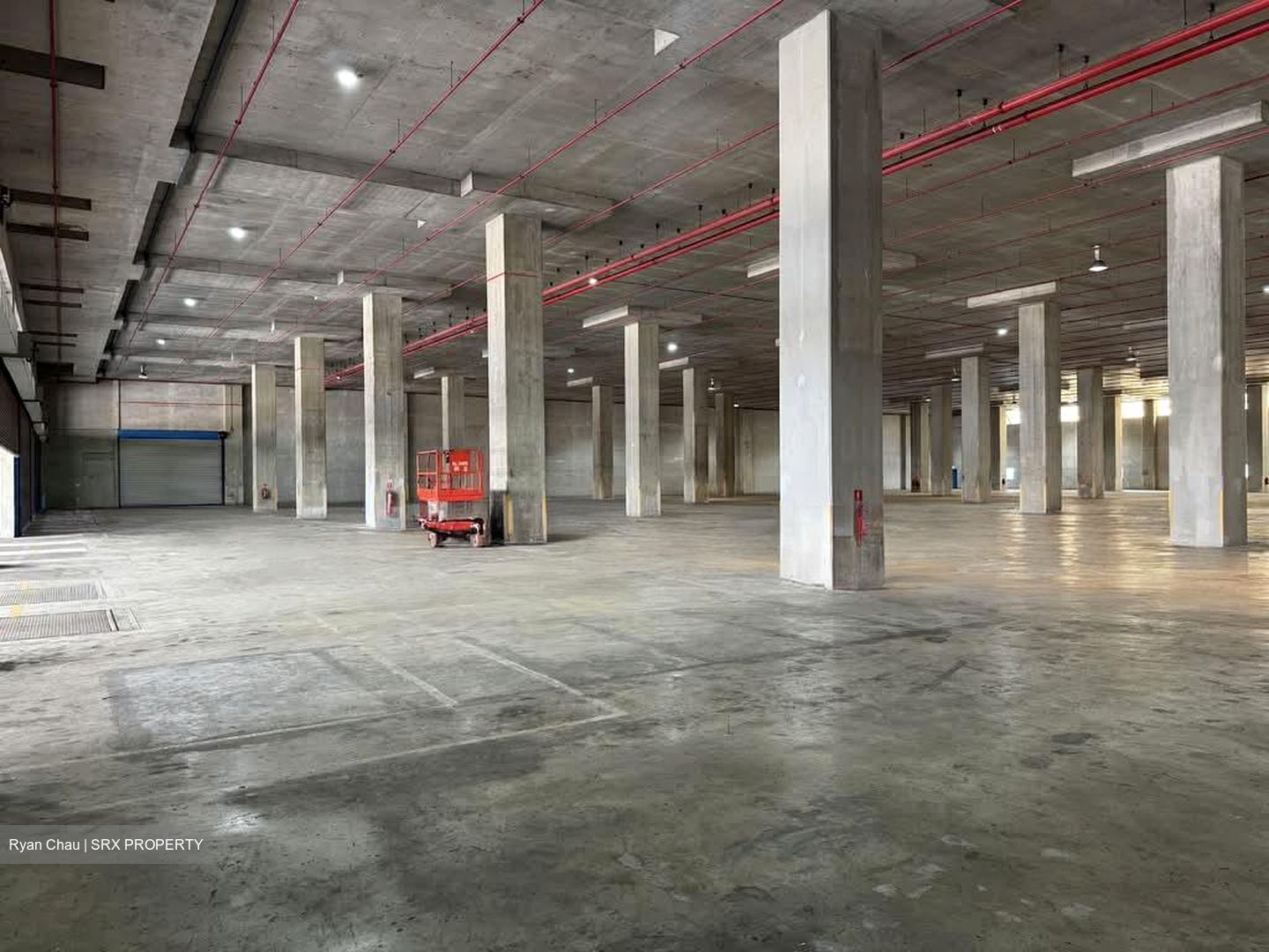 Imm Building (D22), Warehouse #527530501